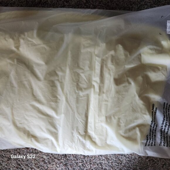 NWT Rains Womens Loop Vest In Color Straw. Size Medium - Picture 6 of 7